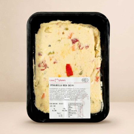 Ensaladilla rusa en bandeja de 300 gramos aprox